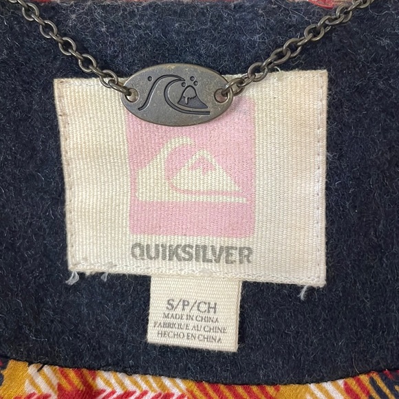 Quiksilver coat with fur hood Size Small - Picture 12 of 12